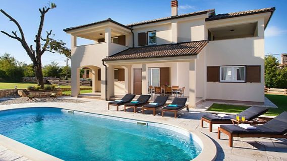 Ferienvilla-Pool-Istrien