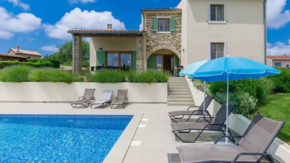 Kroatien-Landhaus-Pool